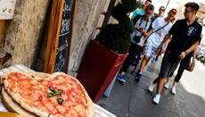 В Италии приняли закон, стимулирующий производителей жертвовать, а не выбрасывать еду