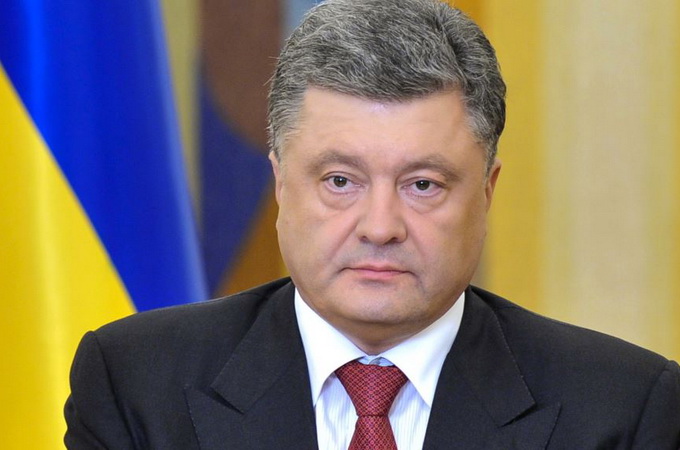 Порошенко підтримав звернення до Патріарха Варфоломія про надання автокефалії Українській Церкви