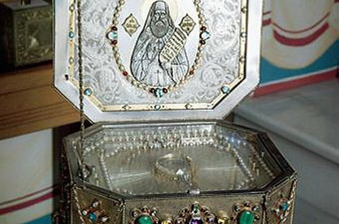 More than 300,000 people venerate relics of St. Silouan the Athonite