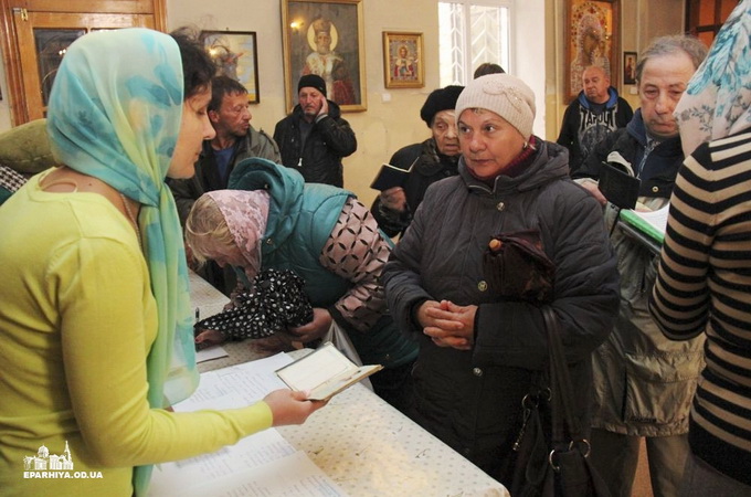 В єпархіях УПЦ продовжують традиції допомоги дітям-інвалідам та переселенцям