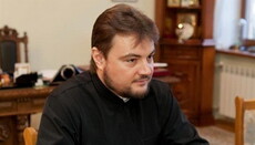 Metropolitan Alexander (Drabinko) leaving Ukraine for an indefinite period