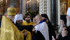 Primate of UOC awards Patriarch Kirill the highest order of the Russian Church