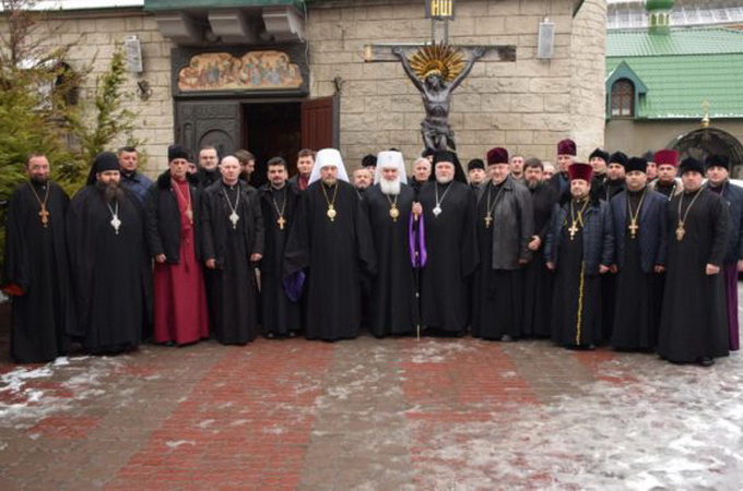 UAOC denies transition of Khmelnitsky region clerics to Kiev Patriarchate