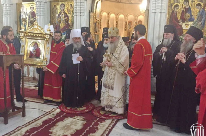 Предстоятель УПЦ передав у дар віруючим Грузії ікону Почаївської Божої Матері (ФОТО)