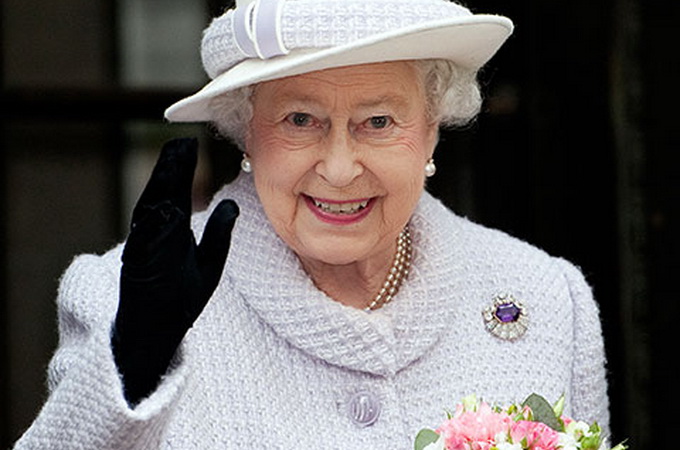 Королева Єлизавета II не прийшла на різдвяну месу вперше за 30 років
