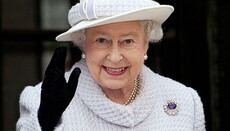 Королева Єлизавета II не прийшла на різдвяну месу вперше за 30 років