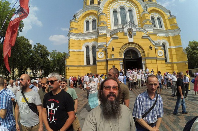 Наступление на государство: в УПЦ КП заговорили о свержении власти