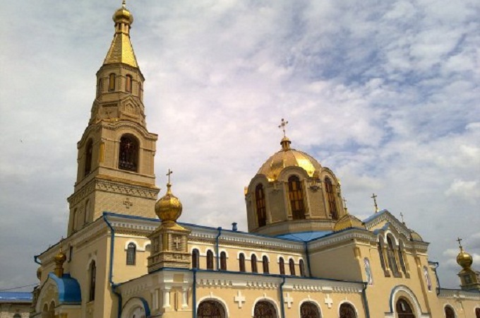 Трагедія в Луганську наблизила людей до Бога, – владика Митрофан (ВІДЕО)