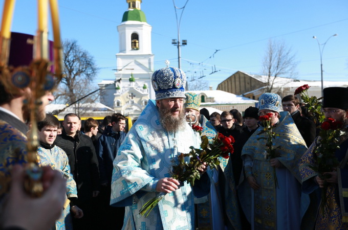 Иерарх УПЦ и воины-афганцы вознесли заупокойные молитвы за погибших участников боевых действий (ВИДЕО)