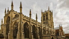После фестиваля эля в английской церкви 13 века будут проводить поп-концерты