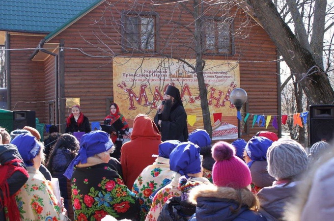 В строящемся столичном Кафедральном соборе УПЦ весело проводили Масленицу (ФОТО)