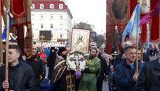 У Рівному День Торжества Православ'я відсвяткували двохтисячним Хресним ходом (ФОТО, ВІДЕО)