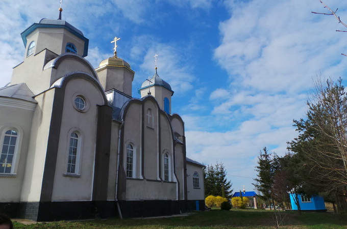 Суд задовольнив позов громади УПЦ у Кинахівцях про бездіяльність поліції