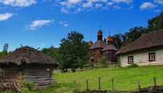 Николаевскую церковь с Черниговщины перевезли в Пирогово