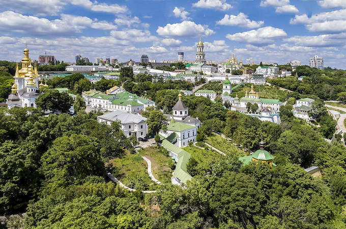 9 августа во всех храмах УПЦ помолятся о врачах и больных