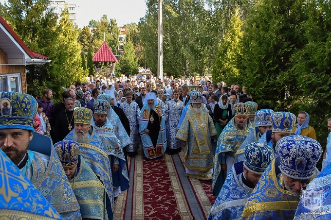 «Потому что приехал Митрополит Онуфрий!»: как освящали храм в Виннице