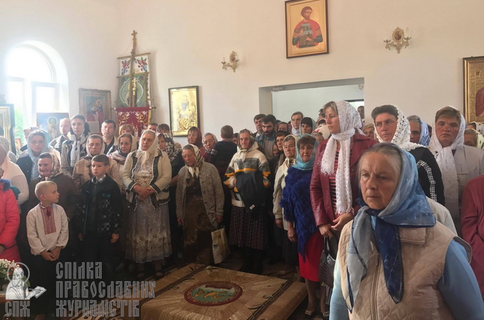 У Катеринівці в УПЦ стали повертатися парафіяни, що раніше пішли в розкол