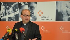 Єпископ Інсбрука вважає ідею жіночого священства «не такою вже утопічною»