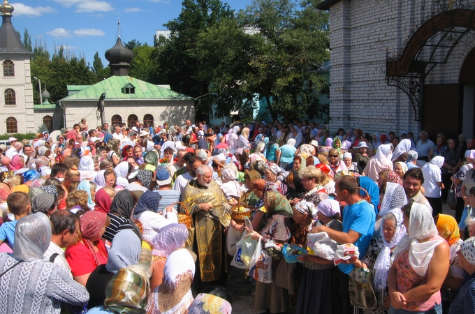 Українці найбільше довіряють Церкві, – опитування