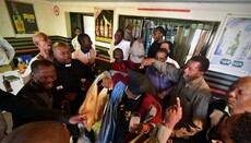 В ПАР заснували «церкву випивки»: жінок туди не пускають