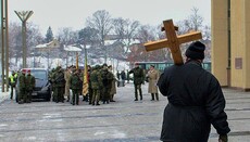 Міноборони Литви пропонує не звільняти священнослужителів від призову