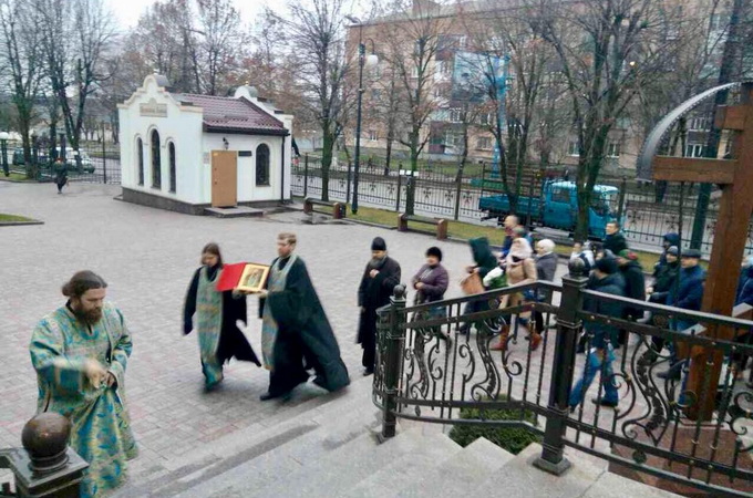 В Кропивницкий прибыла афонская икона Божией Матери «Светописанная»