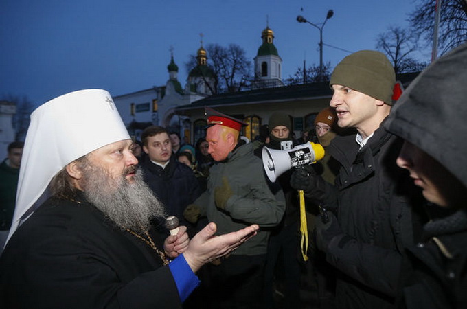 Осторожно: есть желание использовать церковный фактор в политической борьбе