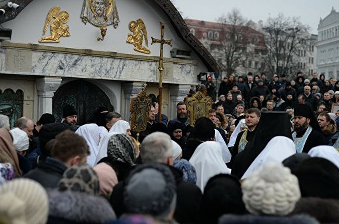 В память о защитниках Киева: журналист напомнил, зачем построен Десятинный