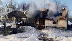 В селе Вахновцы сгорел храм, который в 2015 году захватили раскольники