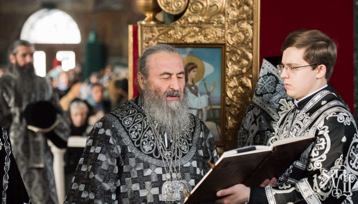 Предстоятель УПЦ закликає паству до молитви про мир в Україні