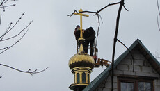 В Донецке увенчали крестом новый храм УПЦ