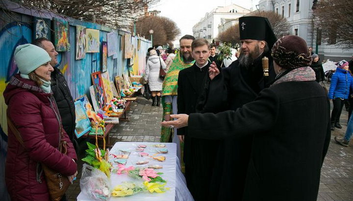 За один день ярмарку на потреби онкохворих дітей було зібрано понад 37 000 грн