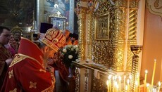 Предстоятель УПЦ начал визит в западные епархии с Зимненского монастыря