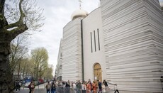 В Париже прошел детский православный фестиваль и крестный ход