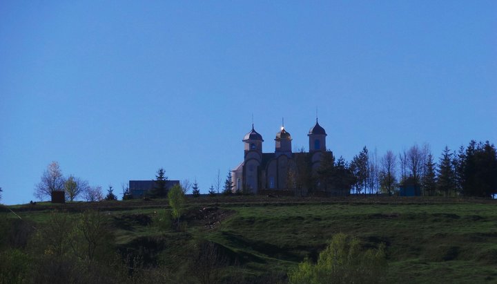 Свято-Петро-Павловский храм села Кинаховцы Збаражского района перешел в распоряжение Киевского патриархата