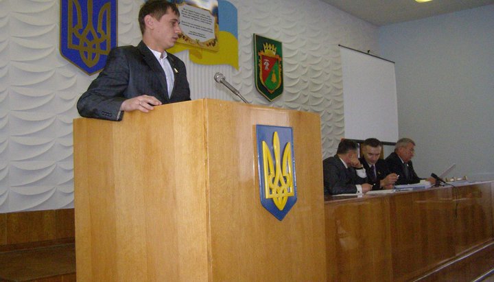 Председатель Здолбуновской РГА Сергей Кондрачук на выступлении в райсовете