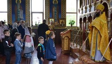 Десятки вірян прийшли на престольне свято храму біля Донецького аеропорту