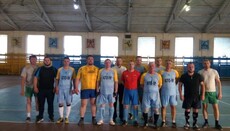 В Мукачево священники и военные сыграли в футбол