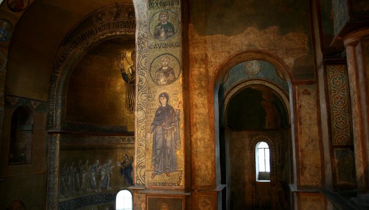 Роспись Софии Киевской – один из наиболее ярких примеров византийского искусства в Киеве