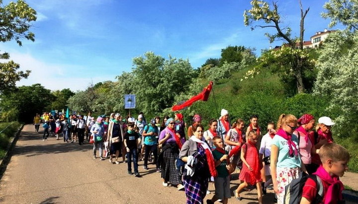 В переході «Дорога до Слова» брали участь 13 команд