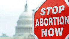 У Вашингтоні заарештували католицького священика за агітацію проти абортів