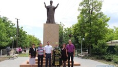 В Одесской области на месте памятника Ленину установили святого Николая