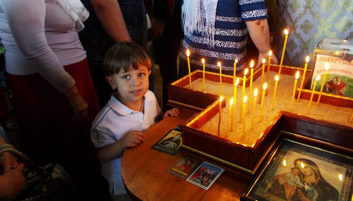 Акція «Запали свічку в пам'ять про нього» у Свято-Георгіївському храмі Запоріжжя