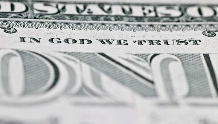 Фраза «In God We Trust» является национальным девизом США