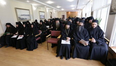 На форуме в Беларуси обсудили организацию внутренней жизни монастырей