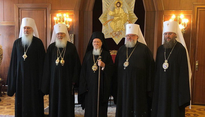 The UOC delegation led by the permanent member of the Holy Synod of the UOC, Metropolitan Agafangel of Odessa and Izmail