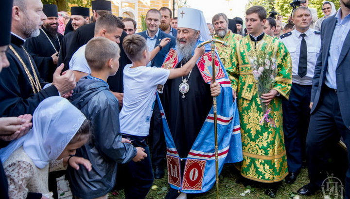 Блаженнейший Митрополит Киевский и всея Украины Онуфрий в день своего тезоименитства в Киево-Печерской лавре