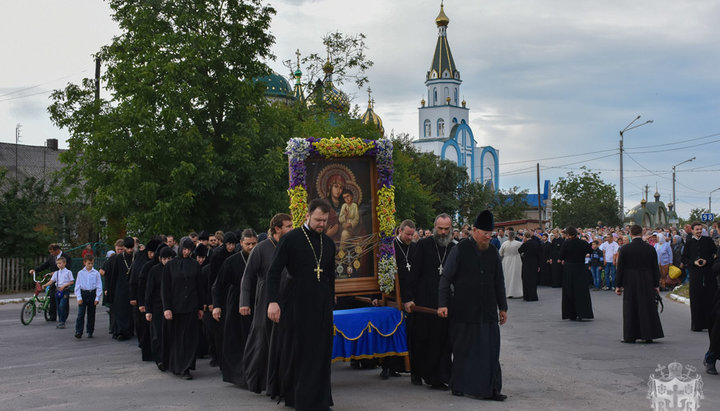 Хресний хід до Калинівського хреста у 2017 році