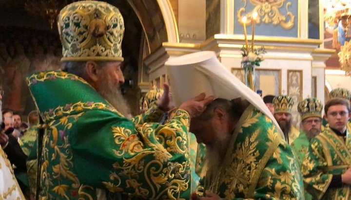 Блаженнейший Митрополит Онуфрий возвел архиепископа Мукачевского Феодора в сан митрополита