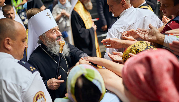 Metropolitan Onufry at the Cross Procession-2018